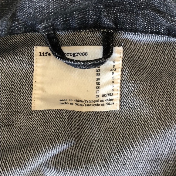 F21 LIFE IN PROGRESS GREY DENIM JACKET - Picture 3 of 4